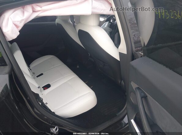 7SAYGDEE1RF204639 2024 TESLA MODEL Y Черный Вид наклейки с VIN-кодом