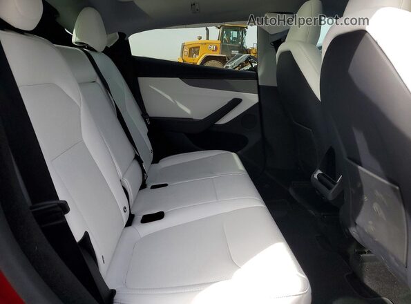 7SAYGDEE2TF431958 2026 TESLA MODEL Красный Вид задних сидений