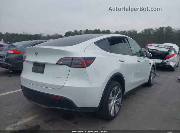 7SAYGDEE3PF687399 2023 TESLA MODEL Y White Rear right