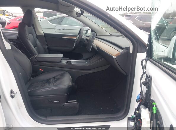 7SAYGDEE3PF687399 2023 TESLA MODEL Y White Front interior view