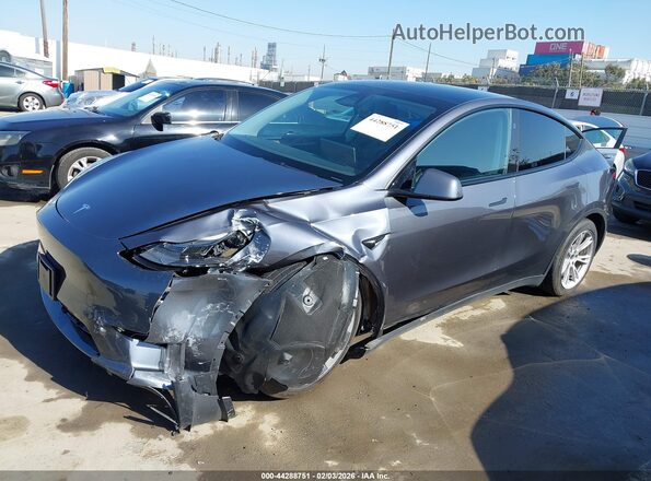 7SAYGDEE3PF866008 2023 TESLA MODEL Y Gray Դիմացի տեսք