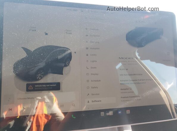 7SAYGDEE3RF031934 2024 TESLA MODEL Gray Widok zestawu wskaźników