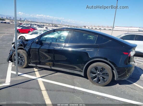 7SAYGDEE3SF303744 2025 TESLA MODEL Y Black 
