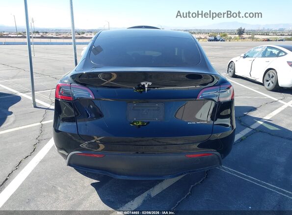 7SAYGDEE3SF303744 2025 TESLA MODEL Y Black 