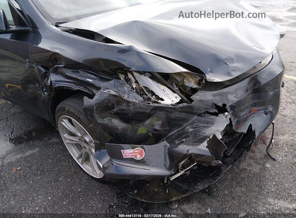 7SAYGDEE4RF064294 2024 TESLA MODEL Y Gray Вид спереду