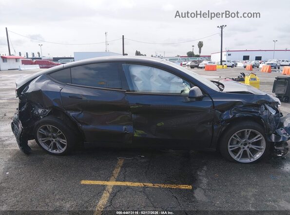 7SAYGDEE4RF064294 2024 TESLA MODEL Y Gray Вид задньої частини салону