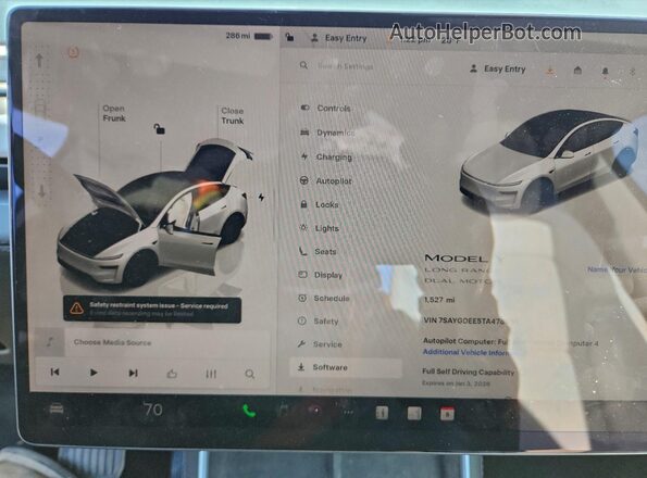 7SAYGDEE5TA478950 2026 TESLA MODEL White ხელსაწყოთა პანელის ხედი