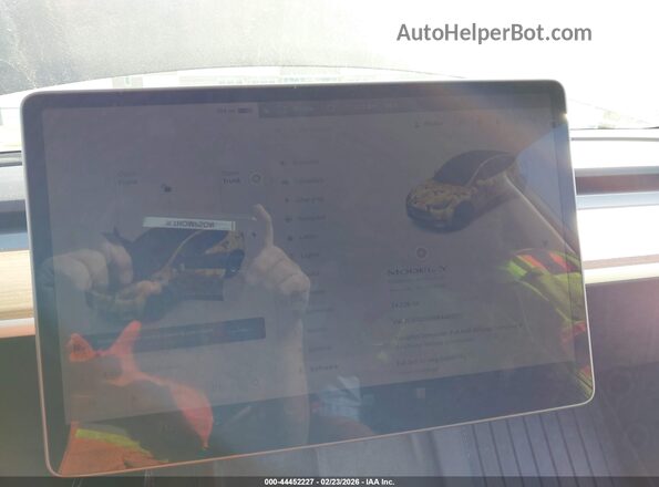 7SAYGDEE6RA305317 2024 TESLA MODEL Y Black Հետևի նստատեղերի տեսք