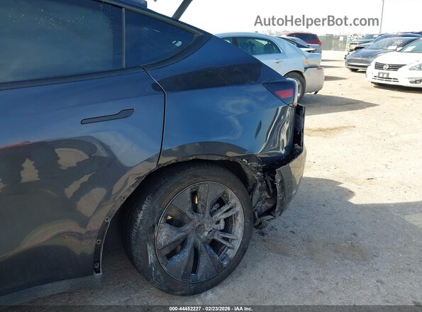7SAYGDEE6RA305317 2024 TESLA MODEL Y Black Դիմացի տեսք