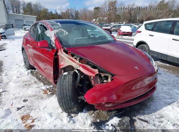 7SAYGDEE6SF302295 2025 TESLA MODEL Y Red Widok z przodu