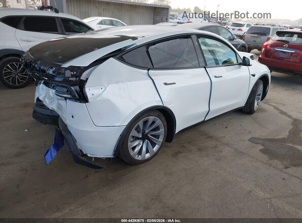 7SAYGDEE7TF516004 2026 TESLA MODEL Y White Հետևի աջ
