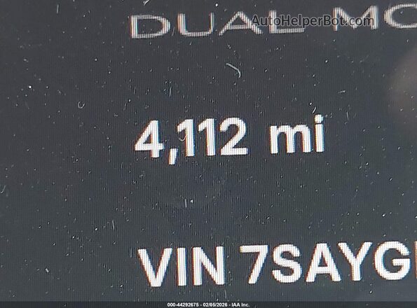 7SAYGDEE7TF516004 2026 TESLA MODEL Y White Սալոնի 360 աստիճան տեսք