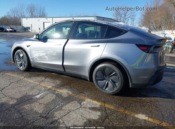 7SAYGDEE7TF567082 2026 TESLA MODEL Y Gray Rear left