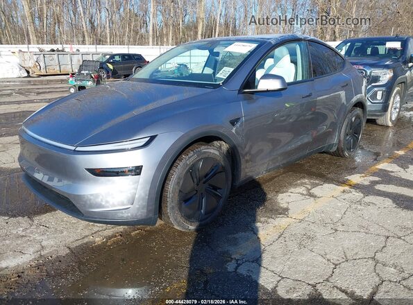 7SAYGDEE7TF567082 2026 TESLA MODEL Y Gray Front left