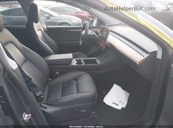 7SAYGDEE8PA078726 2023 TESLA MODEL Y Gray Widok wnętrza z przodu