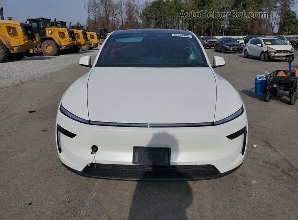 7SAYGDEE8TA390345 2026 TESLA MODEL White Vista frontal