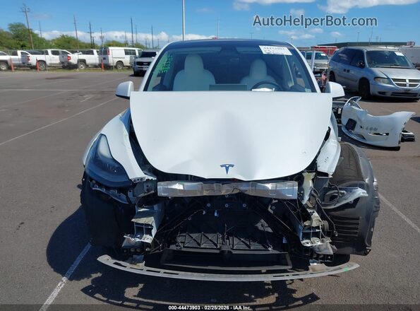 7SAYGDEE9PF685169 2023 TESLA MODEL Y White Вид задньої частини салону