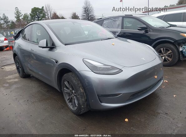 7SAYGDEE9RA299951 2024 TESLA MODEL Y Gray Вид щитка приладів