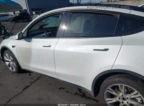 7SAYGDEEXPF624848 2023 TESLA MODEL Y White 