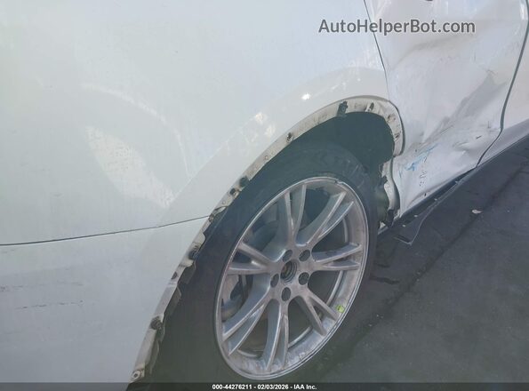 7SAYGDEEXPF624848 2023 TESLA MODEL Y White Սարքավորումների վահանակի տեսք