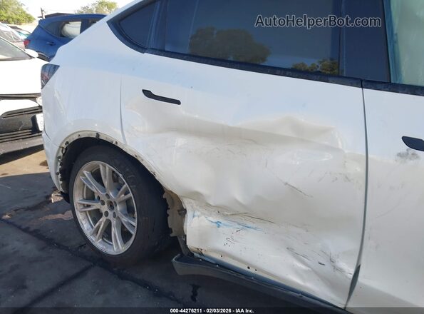 7SAYGDEEXPF624848 2023 TESLA MODEL Y White Դիմացի տեսք