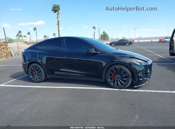 7SAYGDEF1NF575190 2022 TESLA MODEL Y Черный Вид задней части салона