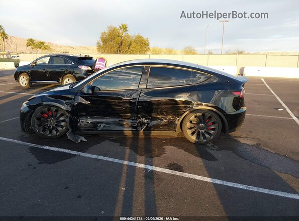 7SAYGDEF1NF575190 2022 TESLA MODEL Y Черный Панорамный вид салона 360°