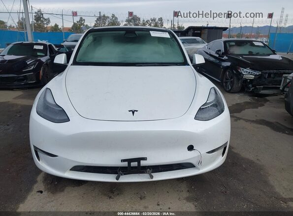 7SAYGDEF5NF410534 2022 TESLA MODEL Y White Instrument cluster view