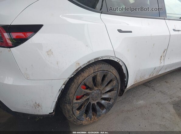 7SAYGDEF5NF410534 2022 TESLA MODEL Y White Front view