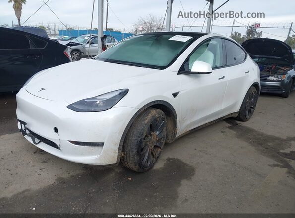 7SAYGDEF5NF410534 2022 TESLA MODEL Y White Front left