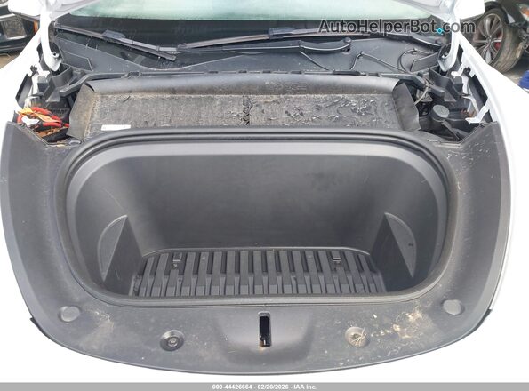 7SAYGDEF5NF410534 2022 TESLA MODEL Y White Rear view