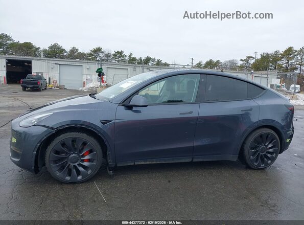 7SAYGDEF6NF465798 2022 TESLA MODEL Y Gray სალონის 360-გრადუსიანი ხედი