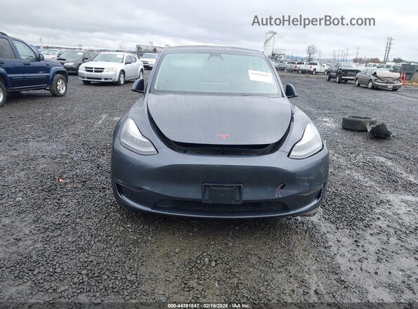 7SAYGDEF7NF374104 2022 TESLA MODEL Y Gray Вид задньої частини салону