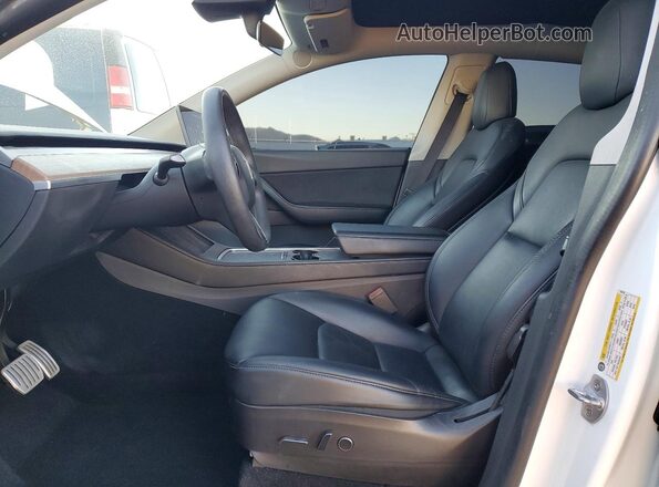 7SAYGDEF7NF494758 2022 TESLA MODEL White წინა სალონის ხედი