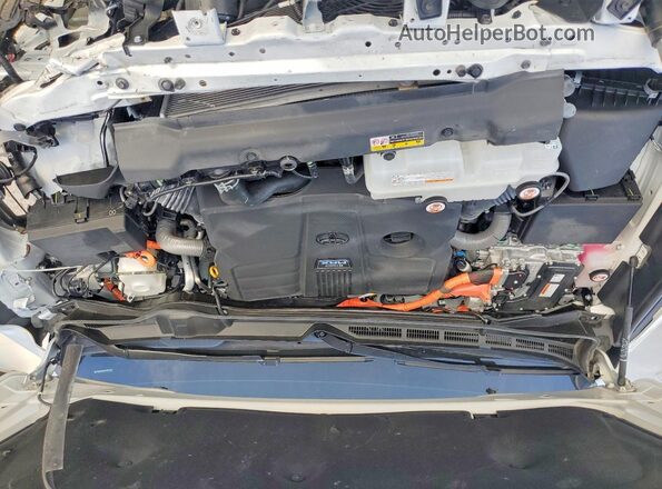 7SVAAAAA1RX003496 2024 TOYOTA SEQUOIA White ძრავის განყოფილების ხედი