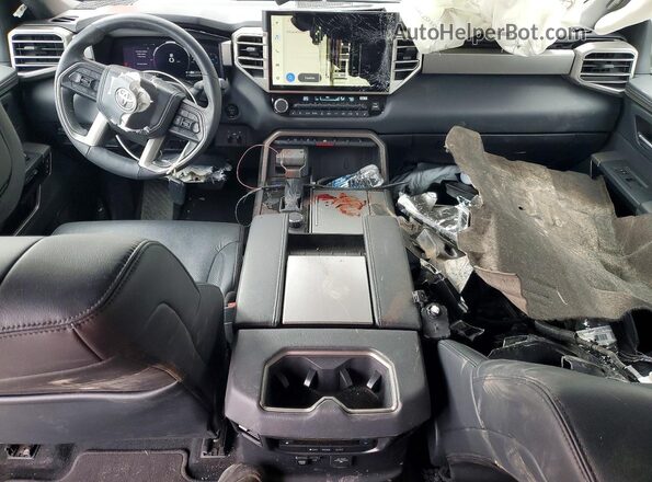 7SVAAABA2SX062528 2025 TOYOTA SEQUOIA Gray Vista del salpicadero