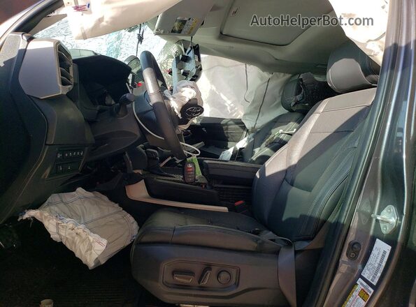 7SVAAABA4PX004430 2023 TOYOTA SEQUOIA Gray Widok wnętrza z przodu