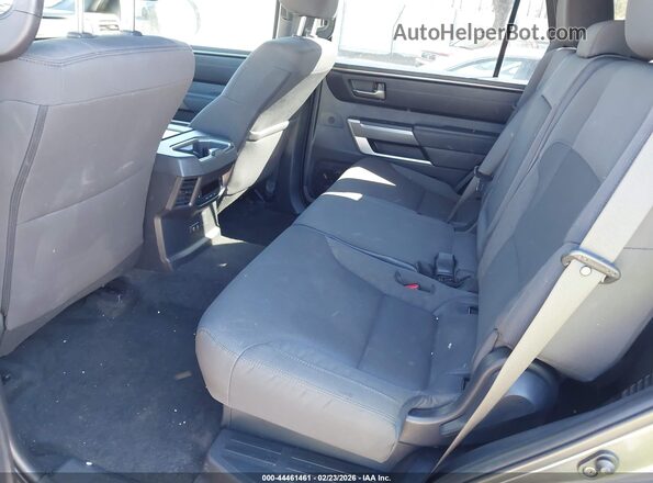7SVAAABA5SX058991 2025 TOYOTA SEQUOIA Gray Widok naklejki z numerem VIN