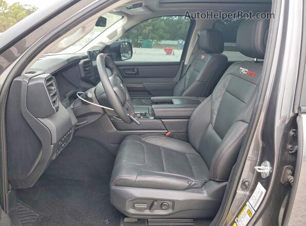 7SVAAABA6PX012478 2023 TOYOTA SEQUOIA Gray Вид салону спереду