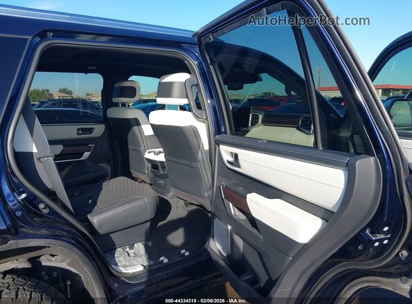 7SVAAABAXRX024670 2024 TOYOTA SEQUOIA Navy VIN კოდის სტიკერის ხედი