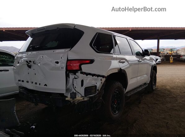 7SVAAABAXRX033515 2024 TOYOTA SEQUOIA White Задня права чверть