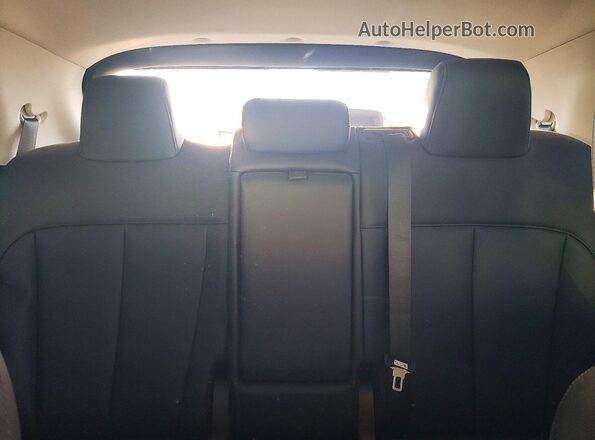 7YAKN4DA1SY040136 2025 HYUNDAI IONIQ White Вид задніх сидінь