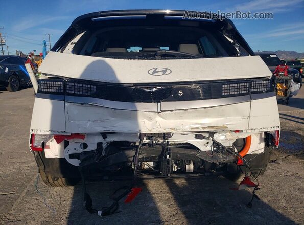 7YAKN4DA1SY040136 2025 HYUNDAI IONIQ White Вид ззаду
