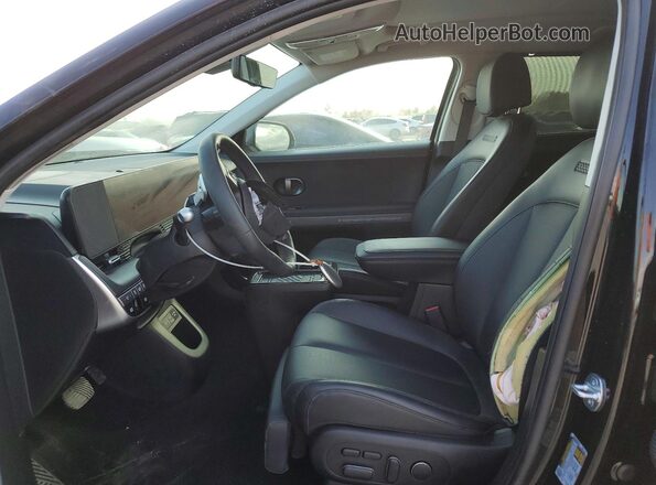 7YAKR4DA3SY010124 2025 HYUNDAI IONIQ Black Front interior view