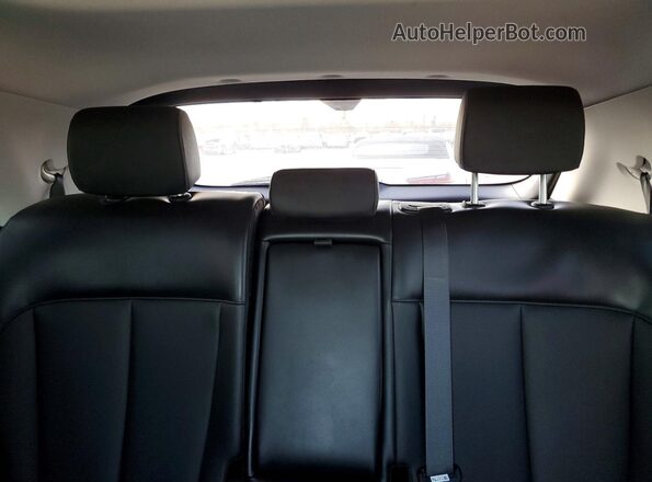 7YAKR4DA3SY010124 2025 HYUNDAI IONIQ Black Rear seats view