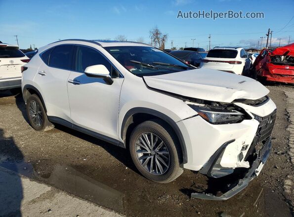 2T2GGCEZXNC004892 2022 LEXUS NX White Widok z przodu