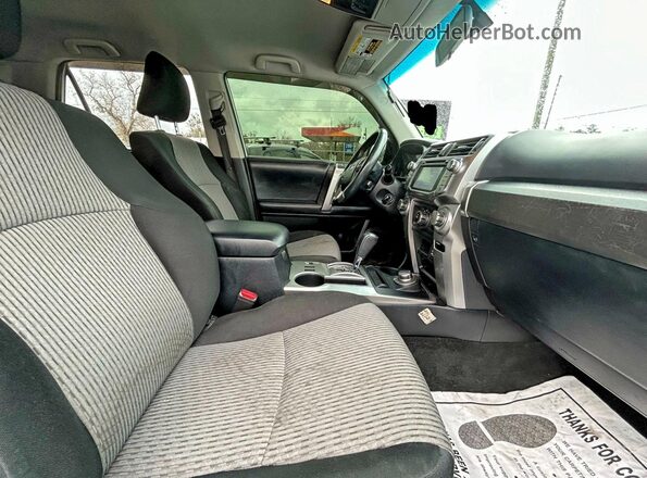 JTEBU5JR1J5557314 2018 TOYOTA 4RUNNER White 