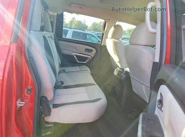 1N6AA1EFXNN105883 2022 NISSAN TITAN Red Սալոնի հետևի տեսք