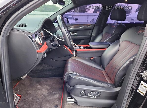 SJAAM2ZV4LC029508 2020 BENTLEY BENTAYGA Черный Вид панели приборов
