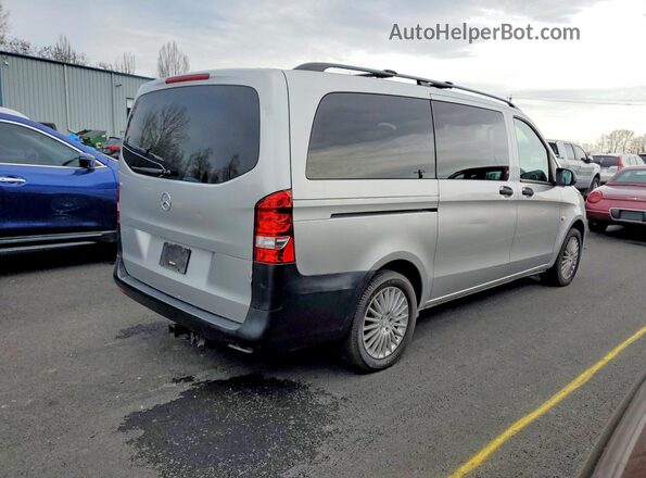 WD4PG2EE8H3222408 2017 MERCEDES-BENZ METRIS Серебряный 